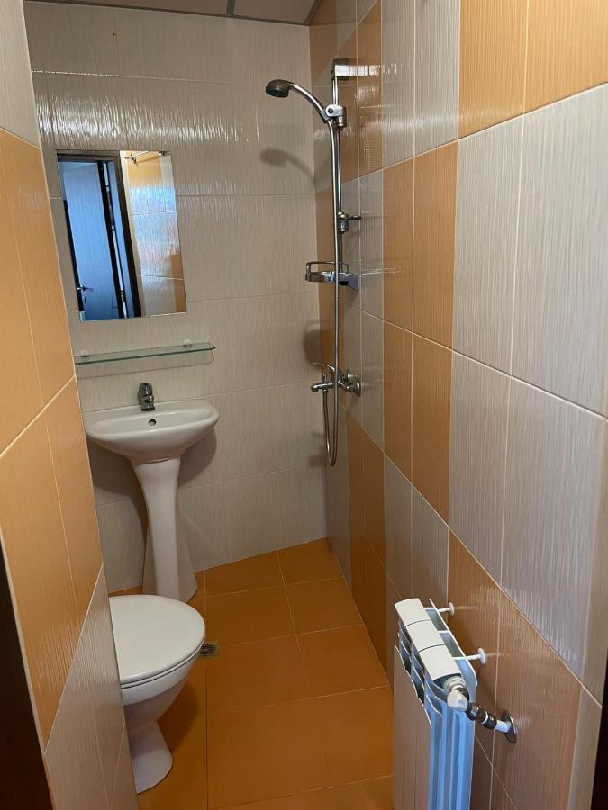 Hotel Radi サパレヴァ・バニャ エクステリア 写真