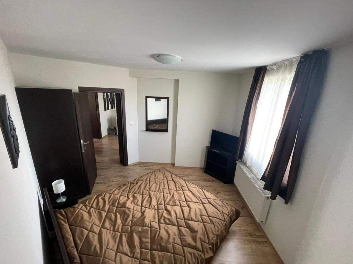 Hotel Radi サパレヴァ・バニャ エクステリア 写真